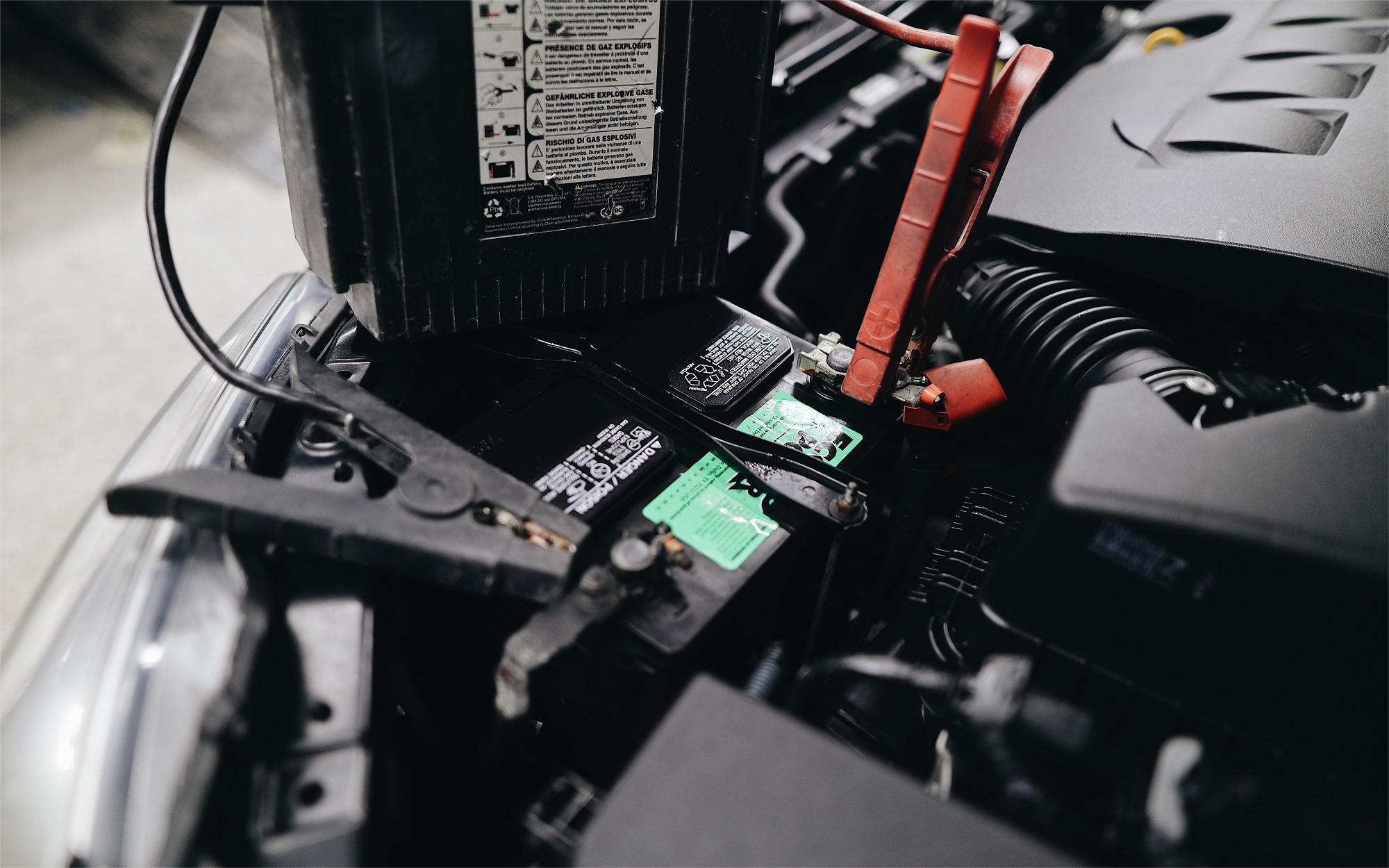 How to Use a Jump Starter – Autogen
